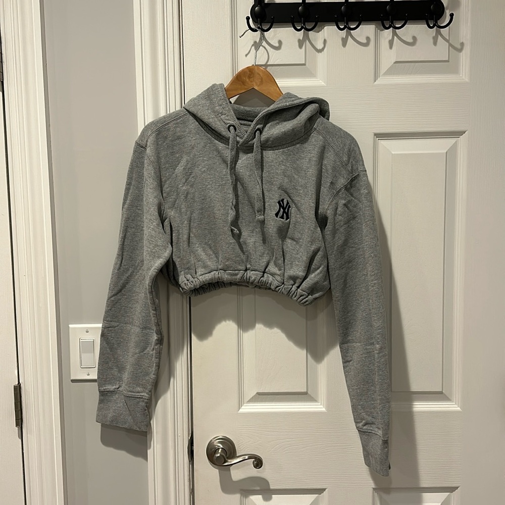 Custom Gray (Grey) Yankees Cropped Hoodie (Sweatshirt)